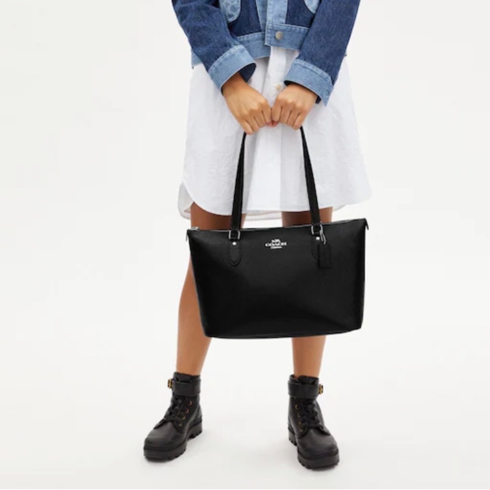 Genuine/Authentic Coach Shoulder Bag